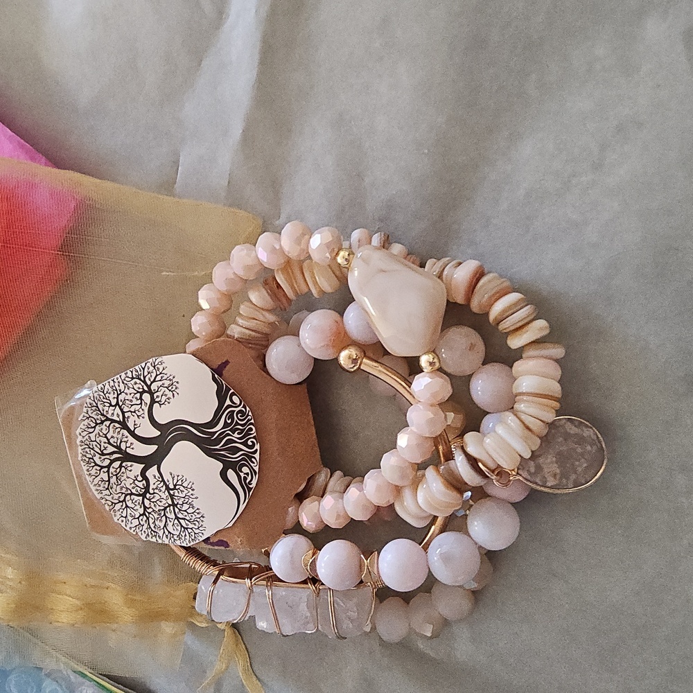 5 Strand Stone Bracelet Set - Picture 1 of 4